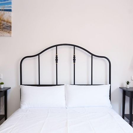 Boutique Apartments In The Heart Of Мадрид Номер фото