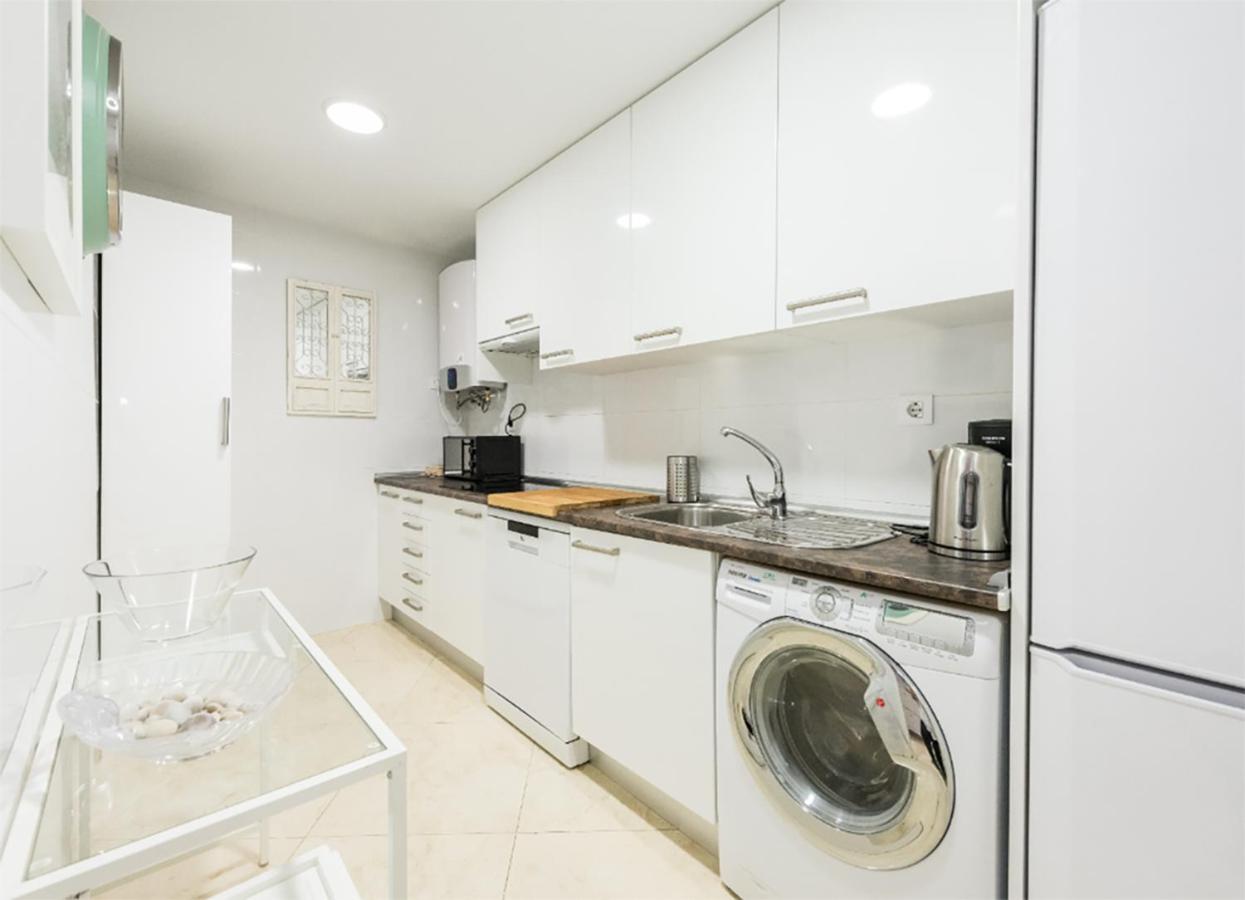 Boutique Apartments In The Heart Of Мадрид Экстерьер фото