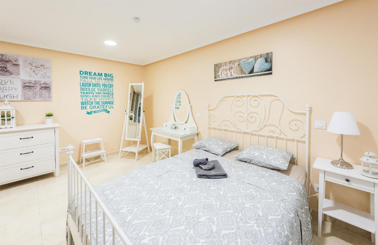 Boutique Apartments In The Heart Of Мадрид Экстерьер фото